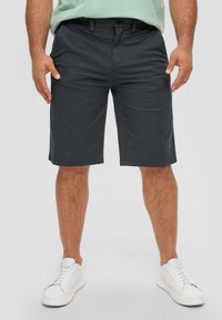 s.Oliver BERMUDA À JAMBES DROITES - Šortky - schiefergrau