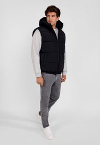 RESPECT PADDED WITH HOOD - Weste - black