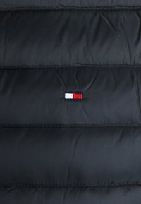 Tommy Hilfiger Dunjakker - black
