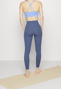 Nike Performance Leggings - blue
