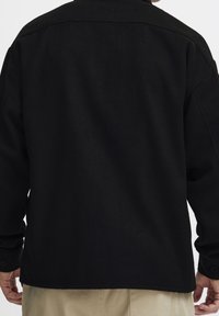 Solid Tunn jacka - black