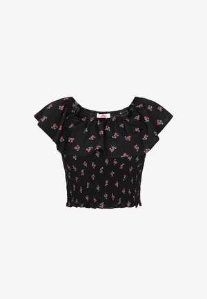 Fekete váll nélküli crop top piros és fehér virágmintával, elasztikus smockos testtel, fodros nyakkivágással és ujjakkal.