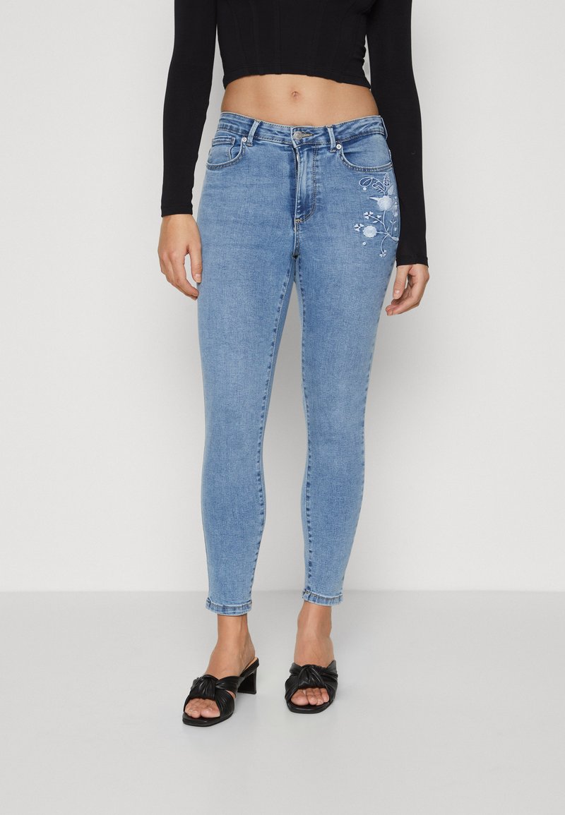 Vero Moda VMFLASH - Jeans Skinny Fit - black denim/zwart denim
