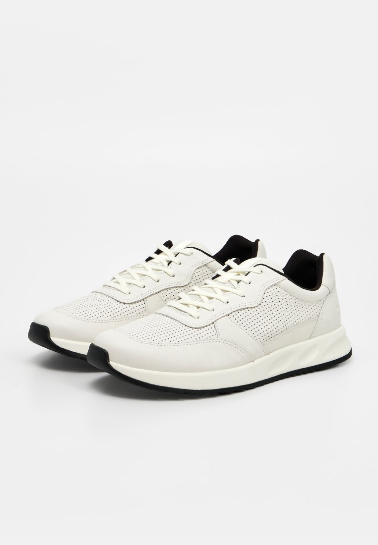 Sneaker low