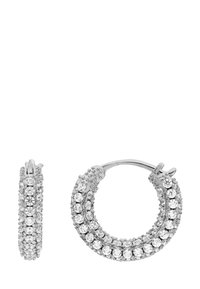 Sølv hoop-øredobber med flere rader av klare rhinestones, med en polert finish og en sikker lukke-design.