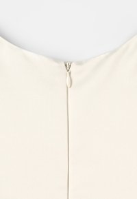 Chi Chi Girls MALLORY DRESS - Koktejlové šaty / šaty na párty - ivory