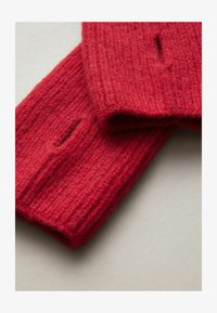 Non sélectionné, red