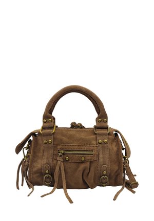 Sac en daim marron avec double poignées, quincaillerie dorée, détail tressé sur le dessus et poche zippée à l'avant avec des accents de franges.