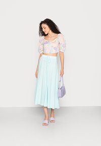 Gina Tricot LOLLO SKIRT - Saia evasé - iced aqua