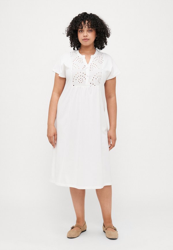 CARSILLAH LIFE DRESS  - Jerseykleid - cloud dancer