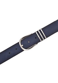 Ceinture en cuir bleu marine avec une boucle en métal argenté et trois accents métalliques horizontaux. Dispose de plusieurs trous pour un ajustement.
