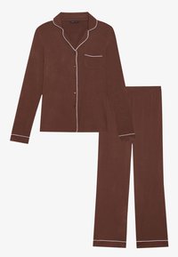 Brun pyjamasæt med en langærmet skjorte med knapper og hvid piping samt matchende lige ben-bukser i en blød tekstur.