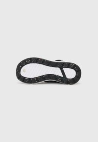 Viking GORE-TEX VEME REFLEX MID GTX 2V - Klasične gležnjače - black