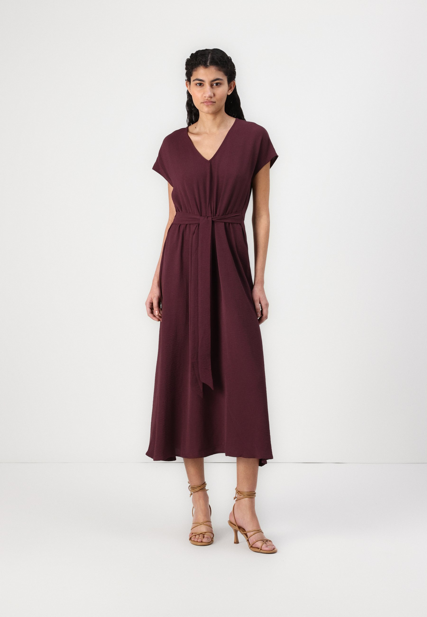 VERO MODA Jurk 'VMMelaney' in Beige | ABOUT YOU