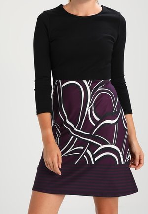 Vestido ligero - dark purple
