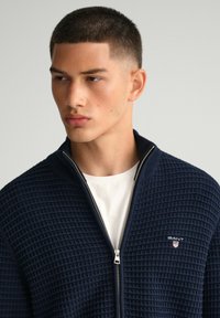 GANT Kardigan - blau