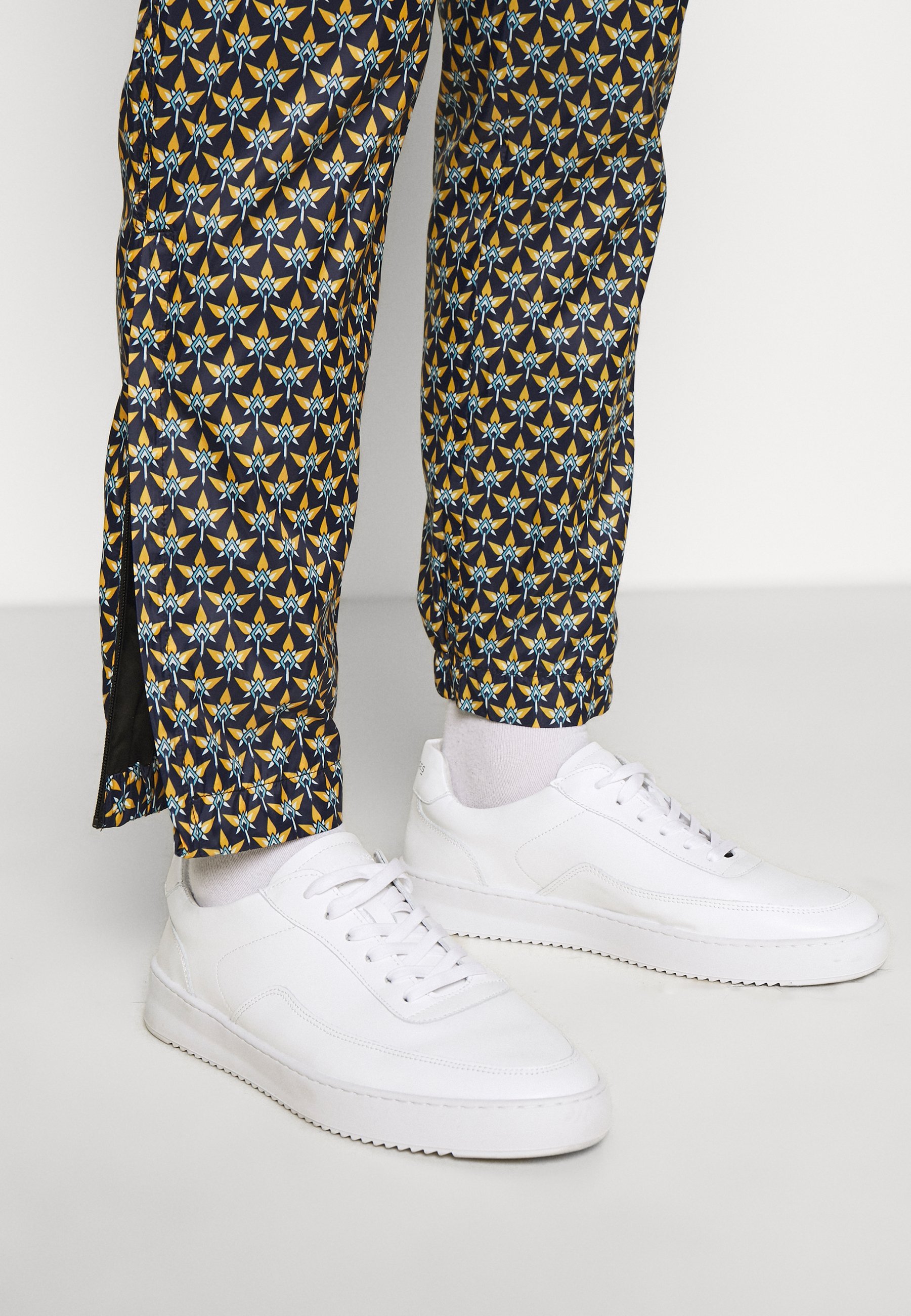 Paco Rabanne PANTALON UNISEX - Kelnės - brown/smėlinė - Zalando.lt