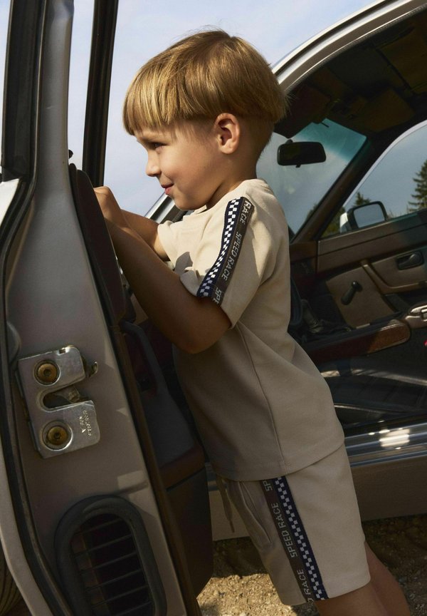 REGULAR FIT - T-Shirt print - peyote