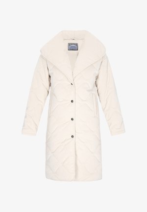 Gepolsterter hellbeiger Mantel mit breitem Kragen, vorderer Knopfleiste und seitlichen Taschen; hat eine weiche Textur und ein dezentes Muster.