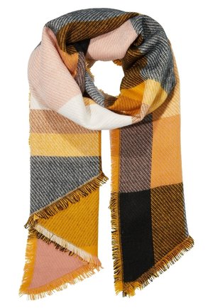 Miękki, tkany szalik z dużym kratkowanym wzorem w odcieniach musztardowym, czarnym, różowym, szarym, białym i brązowym, z frędzlami na krawędziach.