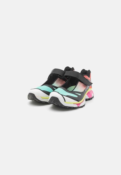 MM6 Maison Margiela XT-MARY SALOMON - Sapatilhas - ginger/electric green/knockout green