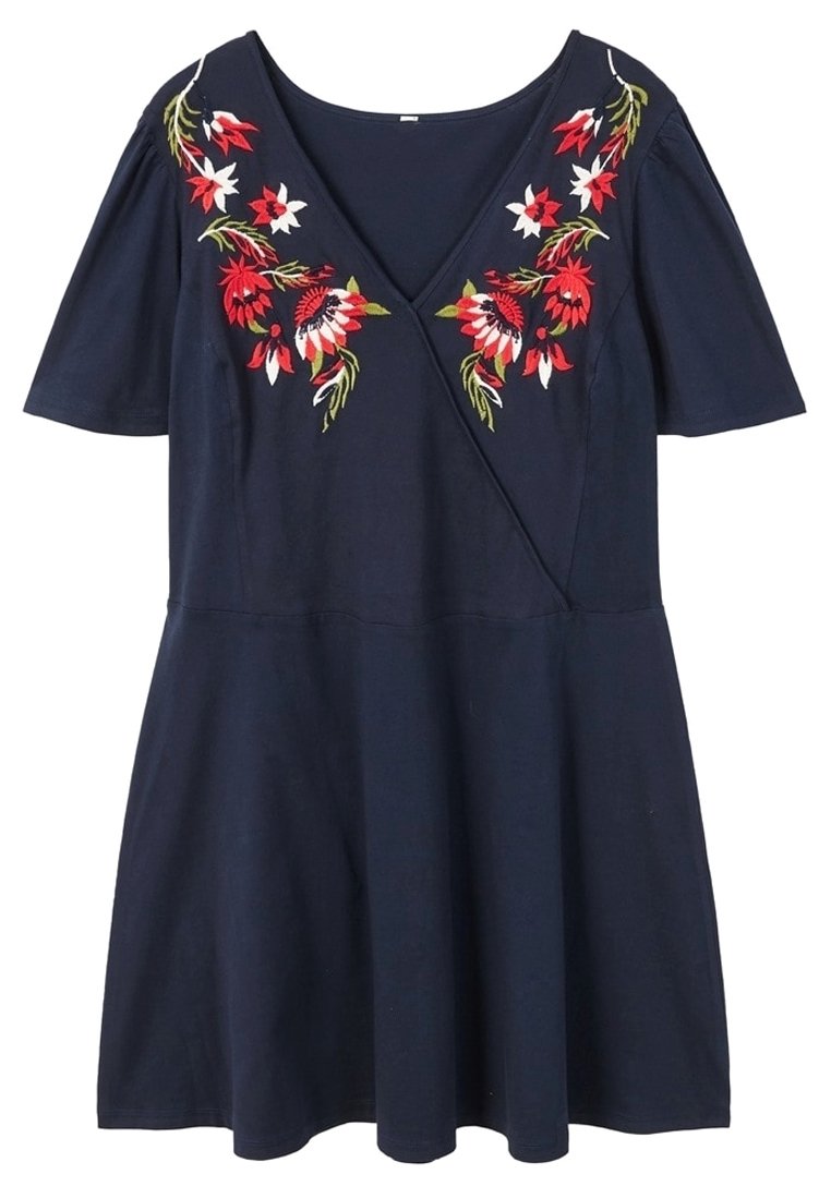 Tallas Grandes A Que Talla Equivale La L De Violeta By Mango