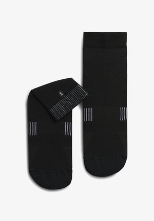 On ULTRALIGHT MID - Chaussettes de sport - black white