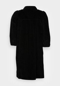 Abito in corduroy nero con colletto, maniche a sbuffo e design fino al ginocchio. Presenta pieghe posteriori e polsini delle maniche elasticizzati.