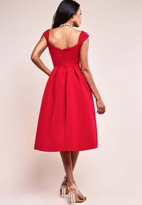 Goddiva - Sukienka koktajlowa