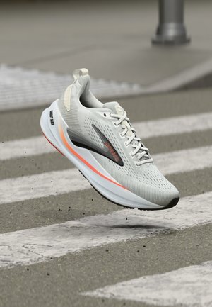 Brooks, GHOST MAX 4 - Chaussures de running sur route - white red black