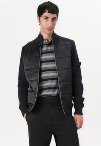 JOOP! HANNORO czarny