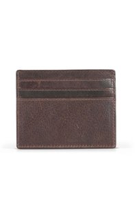 Brauner Leder-Kartenhalter mit vier Kartenfächern und glatter Textur, sichtbaren Nähten entlang der Kanten und einem minimalistischen Design.
