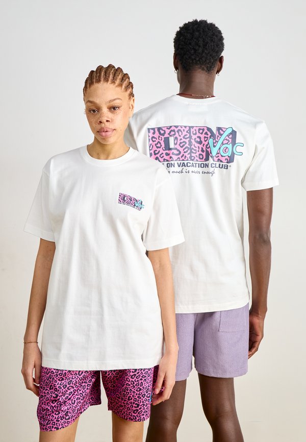 NEVER ENOUGH UNISEX - T-Shirt print