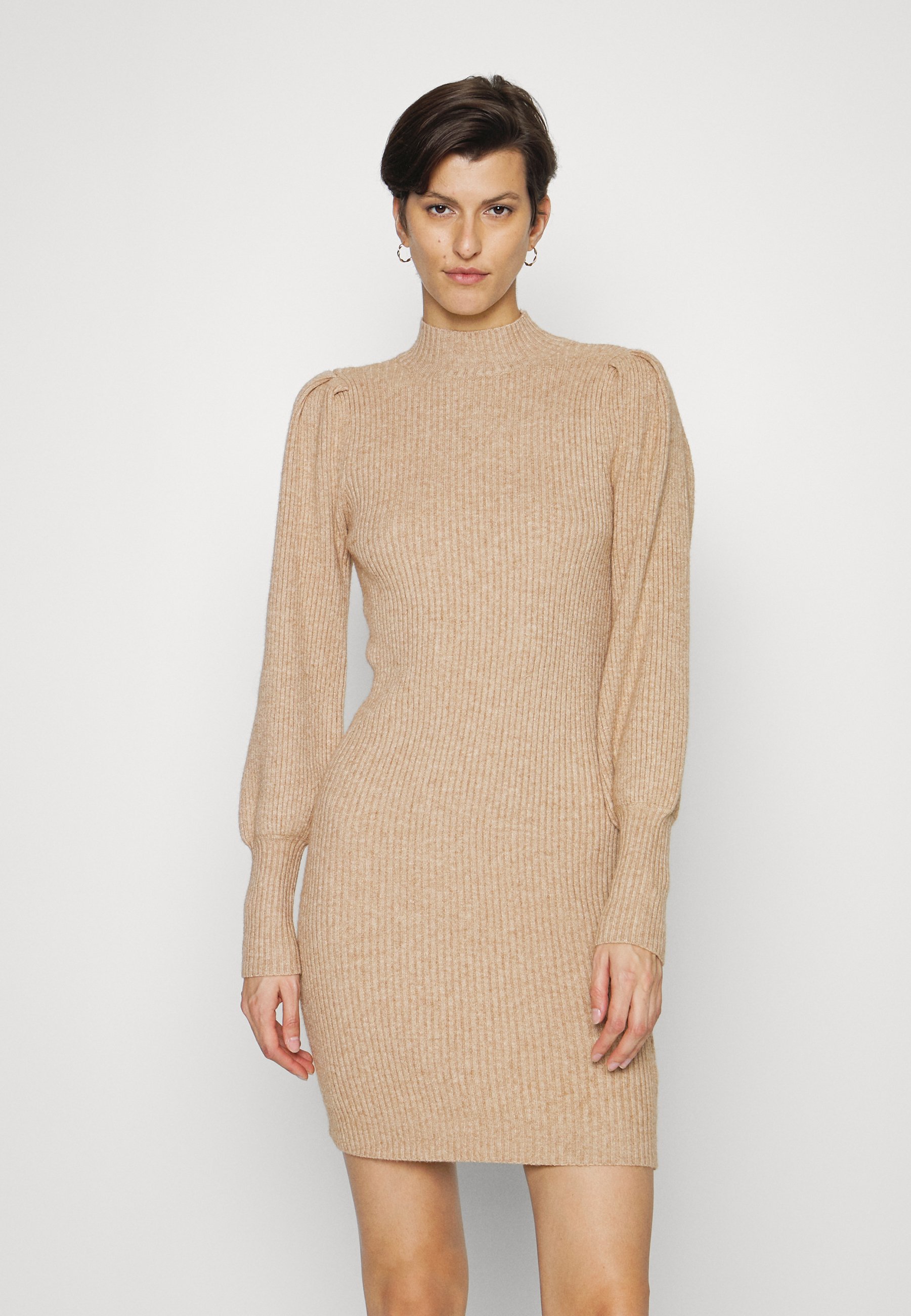 robe de princesse jaune