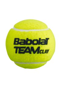 Palla da tennis gialla con superficie in feltro testurizzato, con marchio nero "Babolat TEAM Clay" e linee di accento bianche. Forma rotonda.