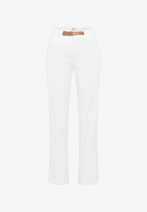 Hvide bukser med lige ben, brun læderbælte, knap- og lynlåslukning foran samt bæltestropper, vist på en ensfarvet baggrund.