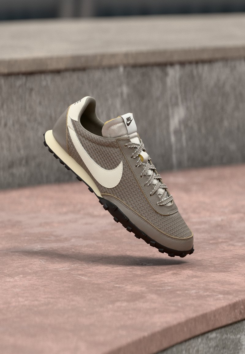 WAFFLE RACER 26 SE SUMMER moon fossil/sail/shadow brown/coconut milk/black/grey