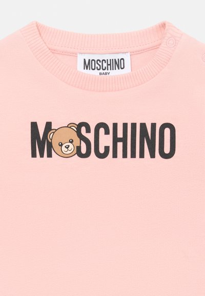 MOSCHINO BABY DRESS WITH GIFT BOX - Vardagsklänning - sugar rose