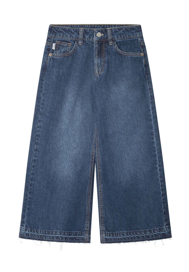 Culotte in denim di blu medio con orlo grezzo. Presenta una chiusura a bottone, cinque tasche e un design ampio.