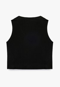 Top de tirantes negro con canalé, cuello redondo y sisas anchas. Textura suave con una silueta ajustada y largo recortado.