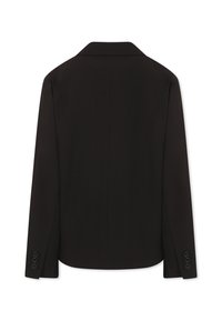 Blazer nero realizzato in tessuto liscio, con colletto a punte e maniche lunghe con tre bottoni su ogni polsino. Design pulito e sartoriale.