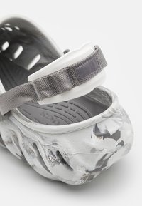 Crocs ECHO MARBLED UNISEX - Ciabattine - moonlight/multi-coloured