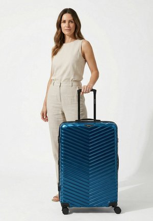 Redolz, ESSENTIALS 18 2.0 4 ROLLEN TROLLEY L 76 CM MIT DEHNFALTE UNISEX - Trolley - metallic-blue shiny