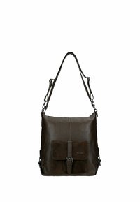 Hnědá kožená kabelka přes rameno s přední kapsou z nubukové kůže, nastavitelným popruhem a detailem s přezkou. Měkká textura, obdélníkový tvar.