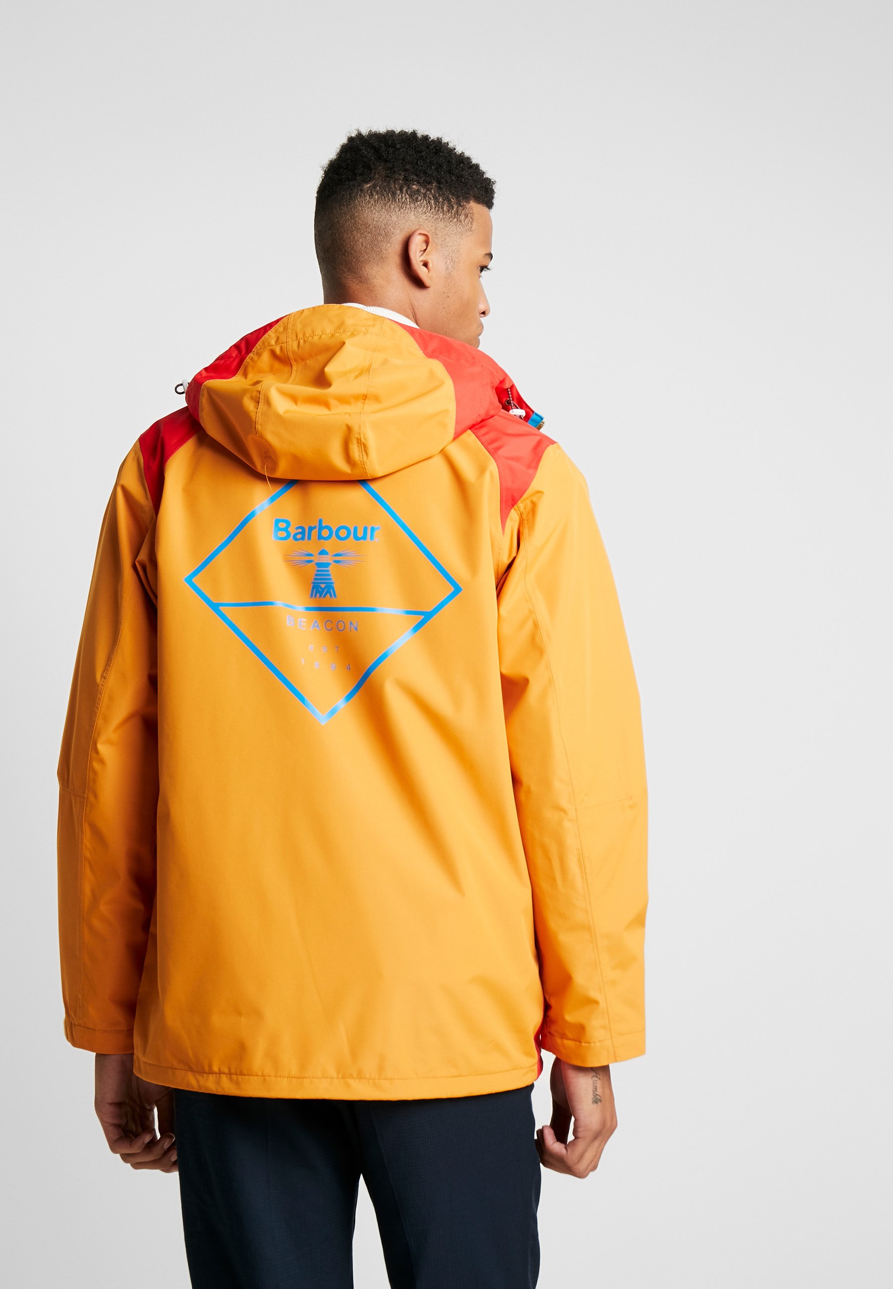 barbour beacon scout jacket