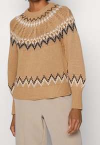 Esprit Sweter