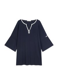 Haut bleu marine à manches cloche trois-quarts, avec des accents blancs autour de l'encolure et des ourlets des manches, doté d'une patte de boutonnage.