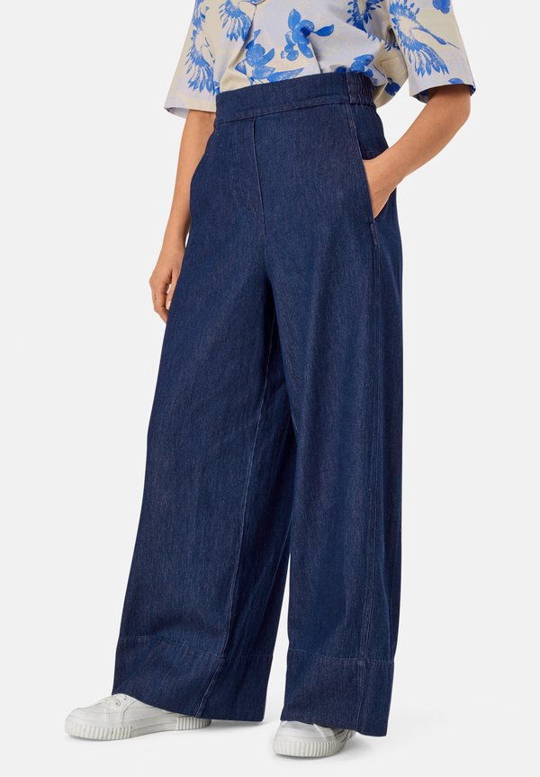 PARWANA - Flared Jeans - dark denim