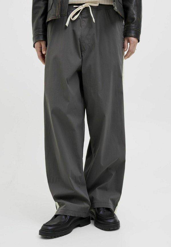 JPSTOWEN JJTECHPANEL - Jogginghose - pavement