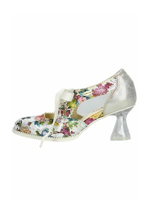 Scarpa con motivo floreale in bianco con accenti argentati, tacco a blocco trasparente, lacci a nastro e design con punta scoperta.
